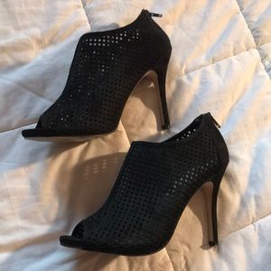 Black Madden Girl peep toe hills